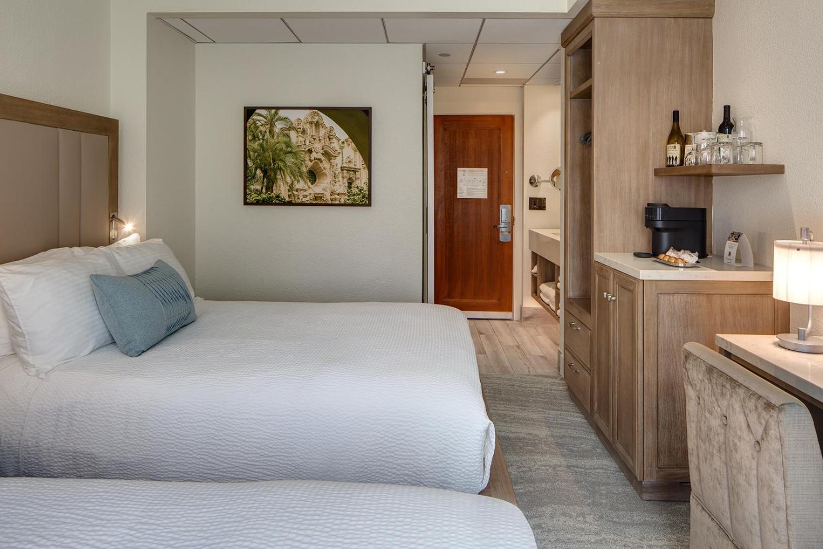 Hotel The Sofia 4*